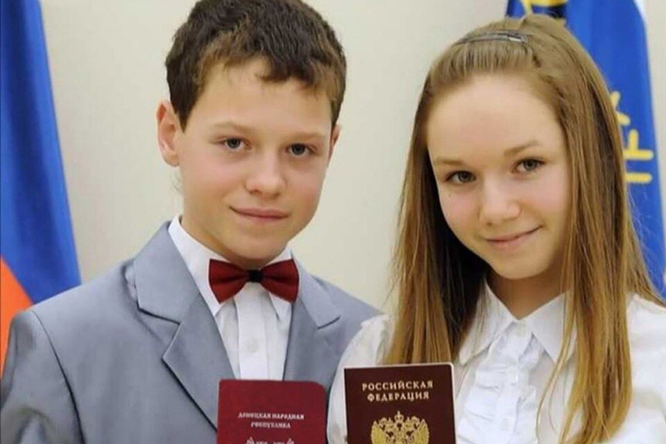 Какие документы нужны для получения паспорта ДНР в 14 лет?