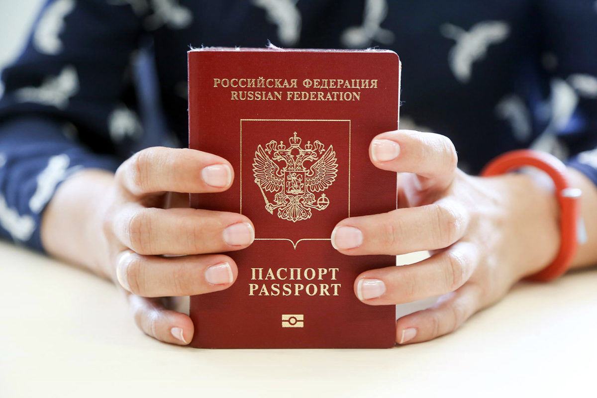 Как оформить ребенку загранпаспорт после вступления в гражданство РФ?